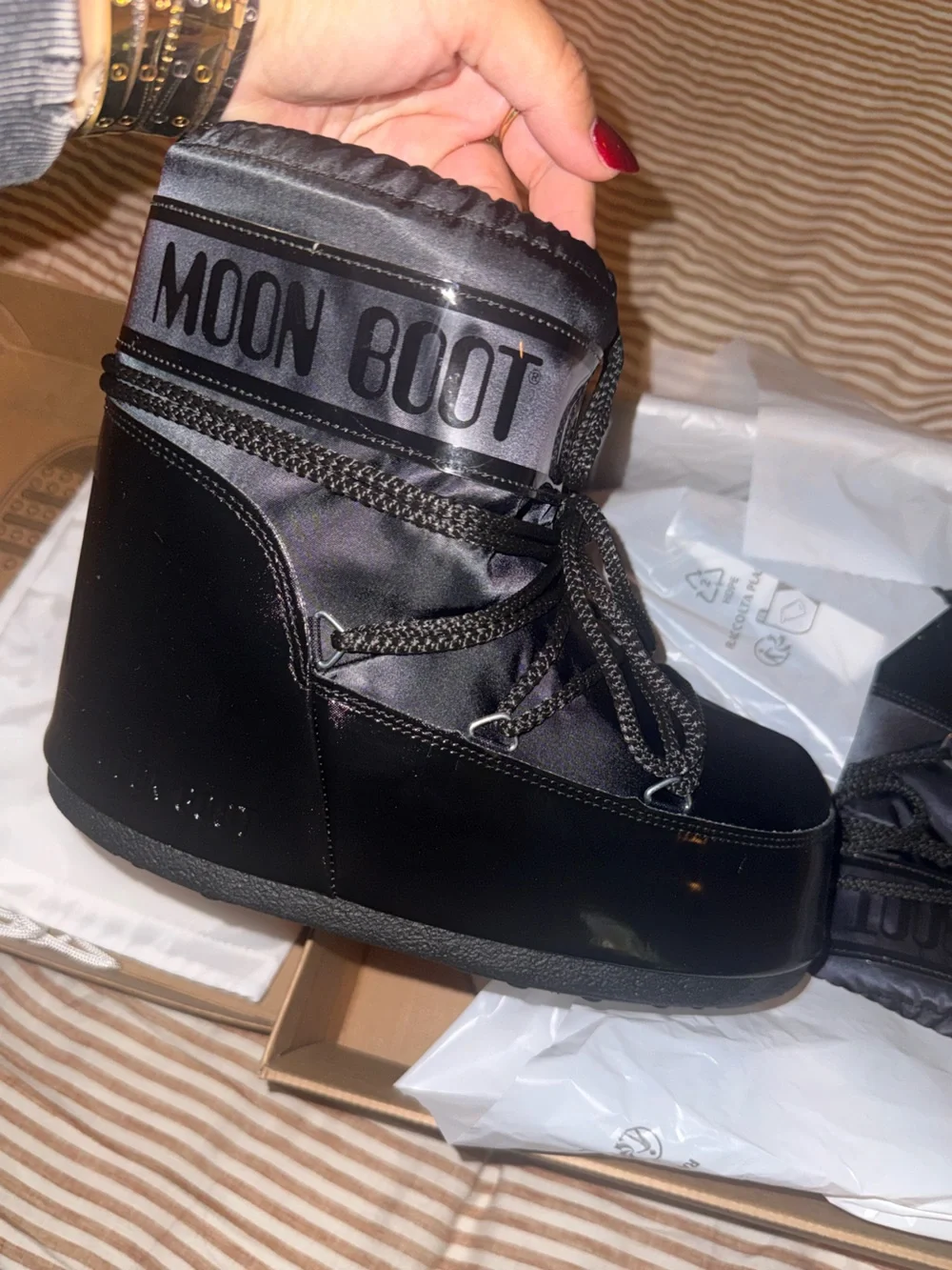 Moon Boot- ICON LOW GLANCE BLACK SATIN BOOTS (NEW)